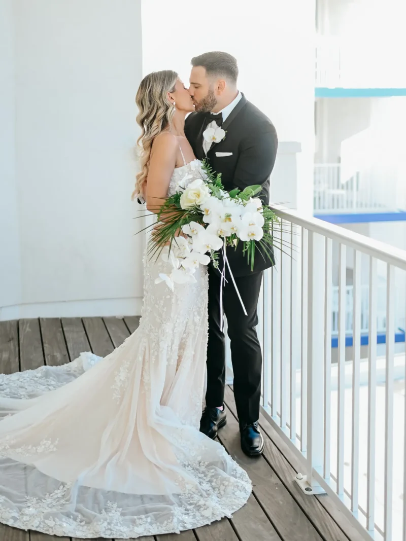 ICONA Diamond Beach Weddings
