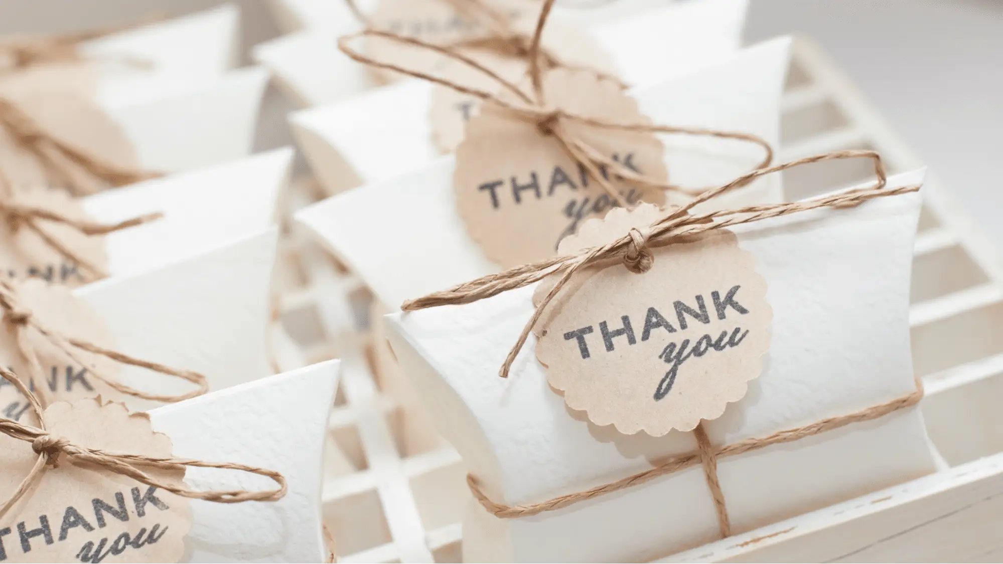 6 Ideas for Beach Wedding Favors